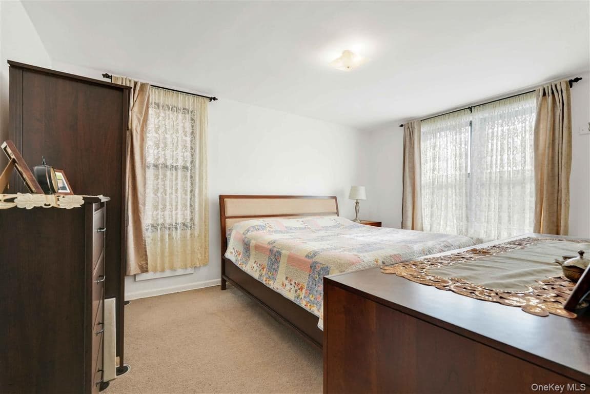 141-05 Pershing Crescent Unit: 516 thumbnail 17
