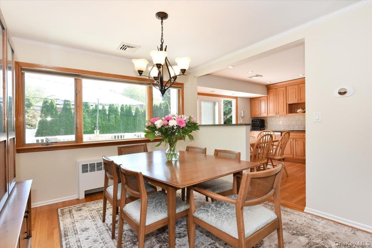 70 Glenwood Road thumbnail 10