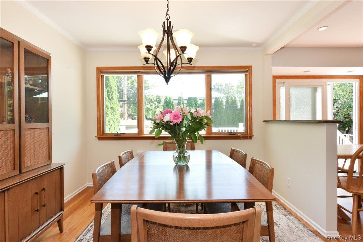 70 Glenwood Road thumbnail 11