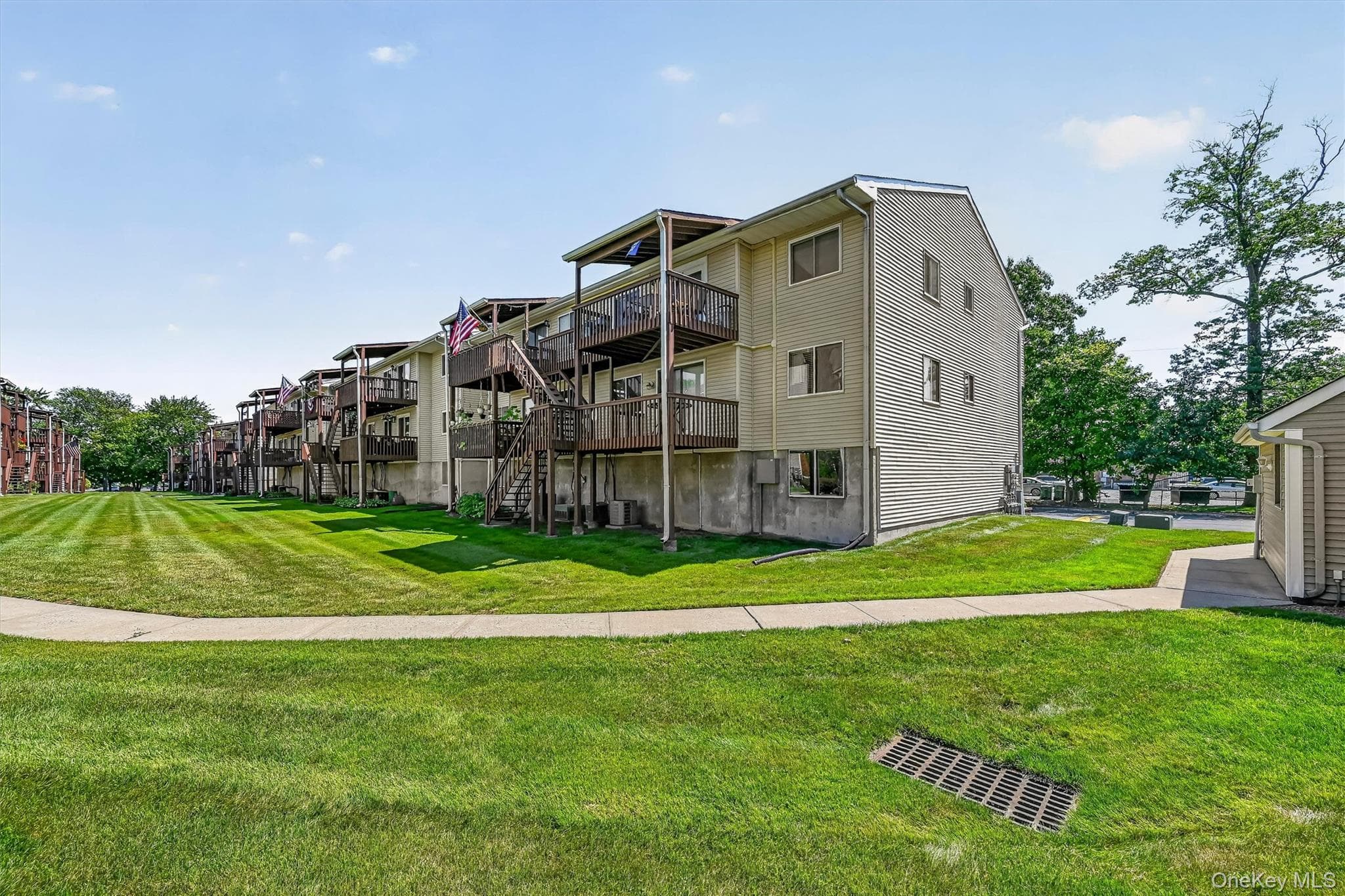25 College Avenue Unit: 102 thumbnail 34