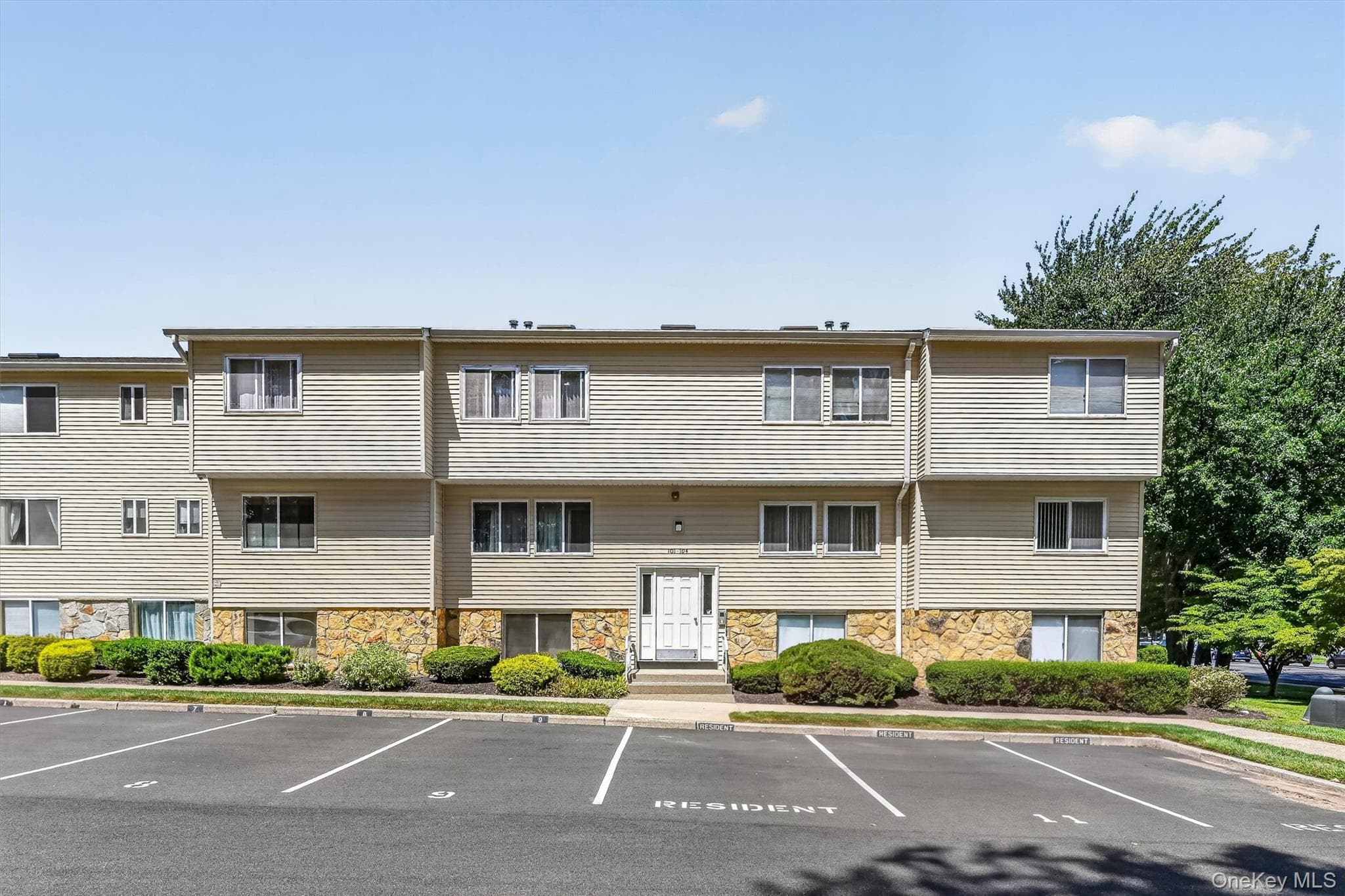 25 College Avenue Unit: 102 thumbnail 5