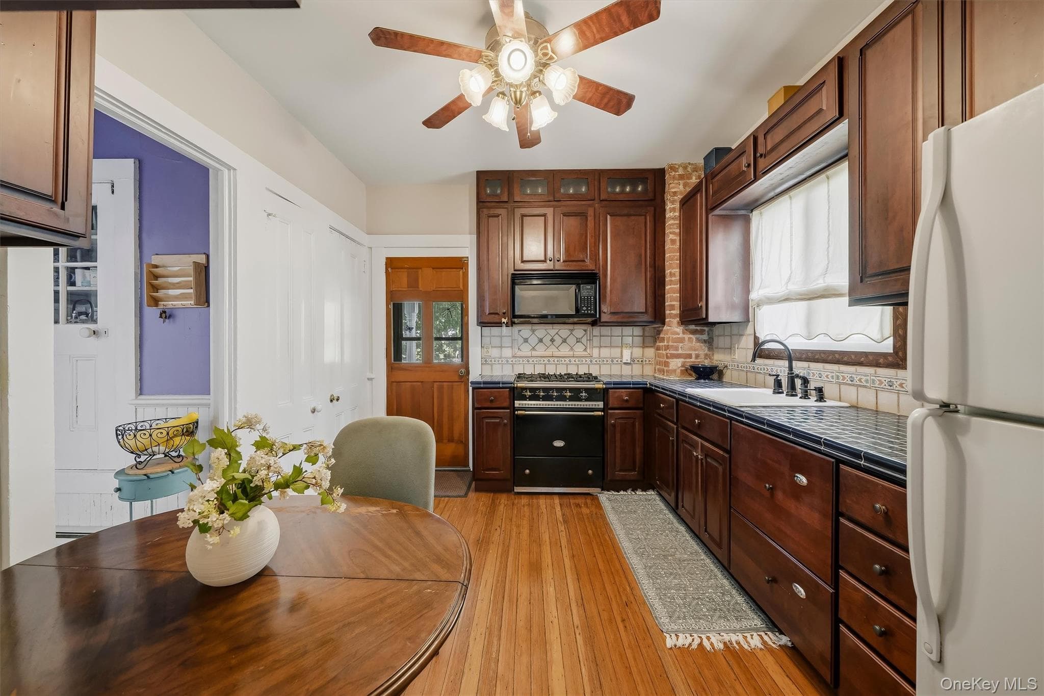 308 Nelson Avenue thumbnail 11