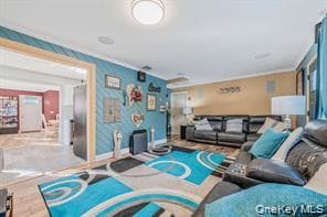 32 Pine Tree Drive thumbnail 6