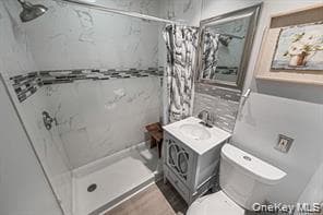 32 Pine Tree Drive thumbnail 13