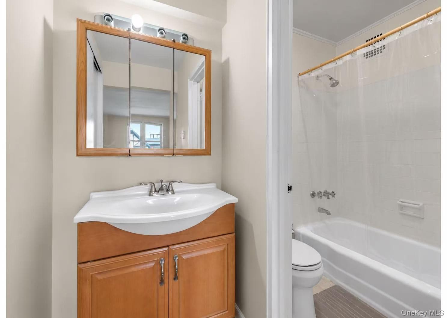 241-20 Northern Blvd Blvd Unit: 6K thumbnail 9