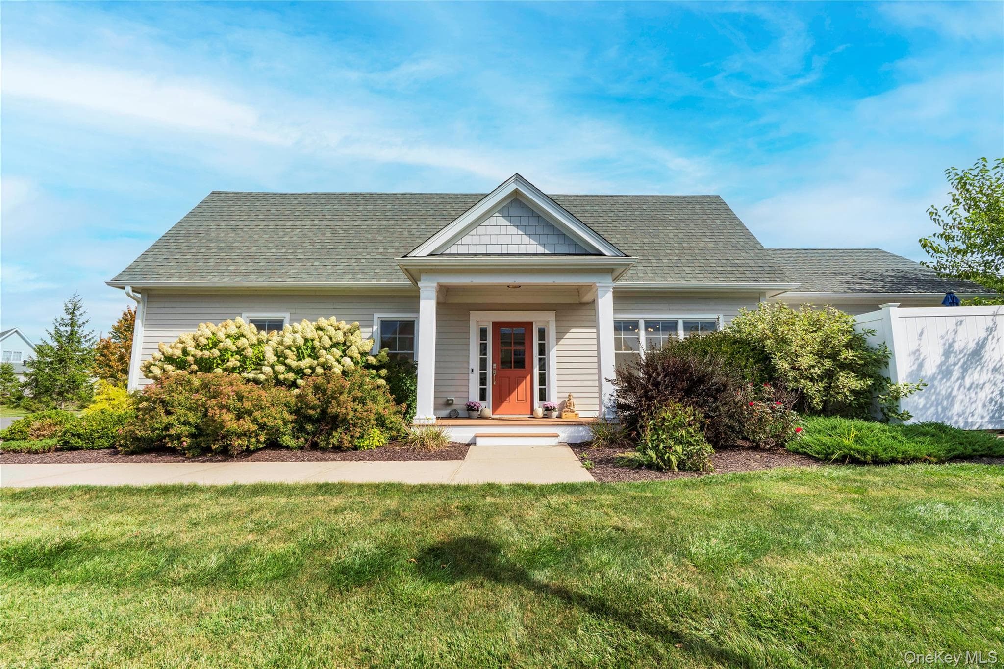 69 Oakwood Lane photo 1