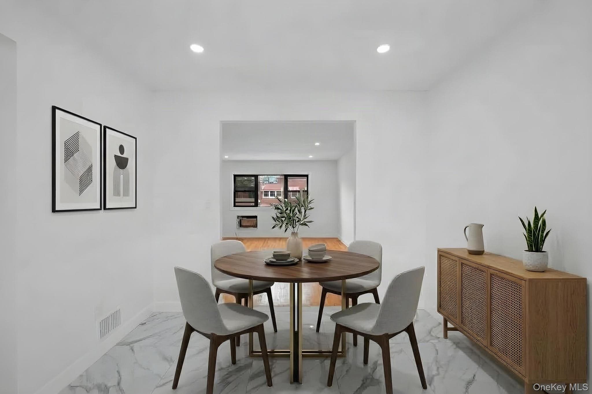 4648 Murdock Avenue thumbnail 3