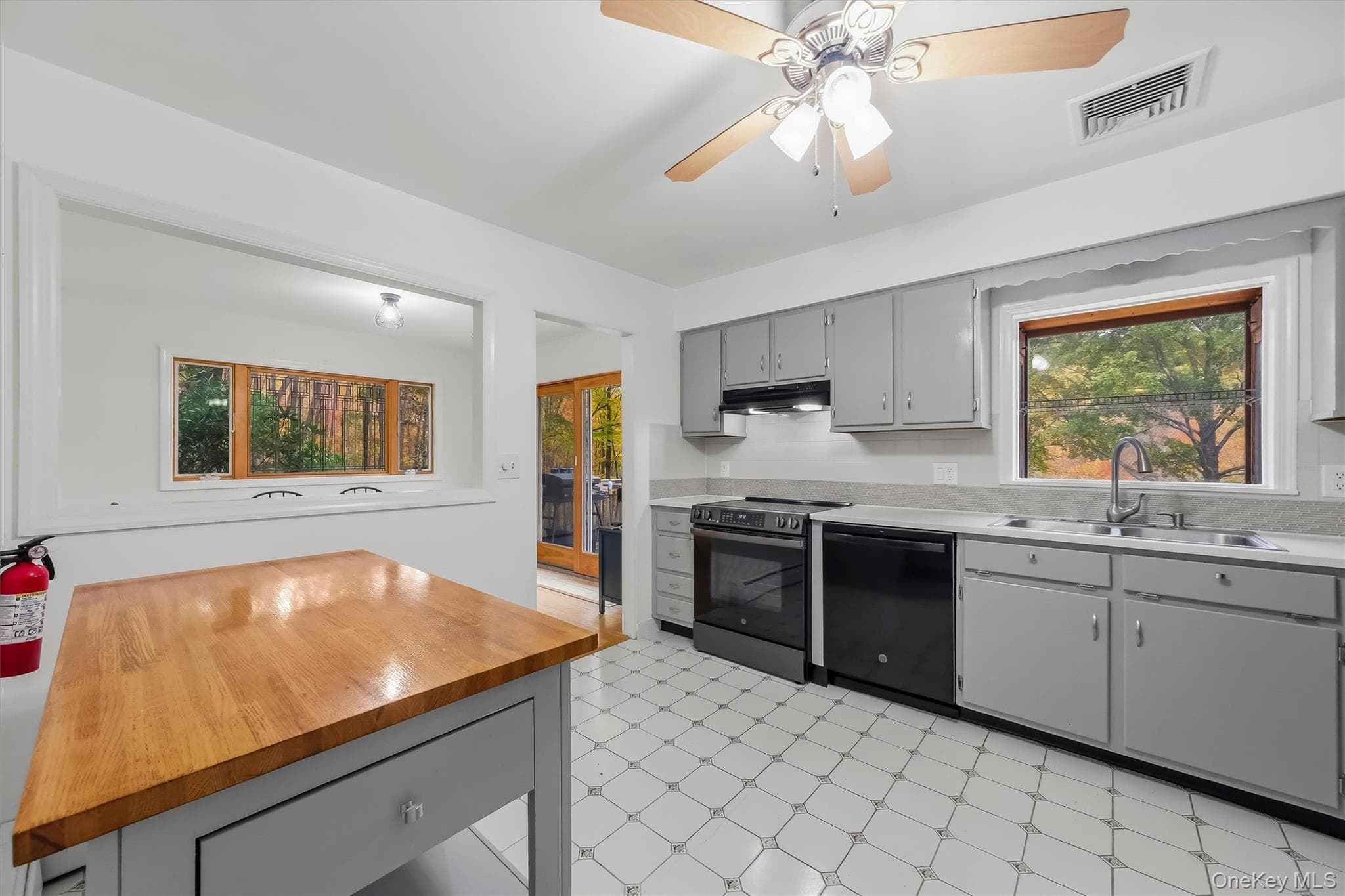 127 Croton Avenue thumbnail 11