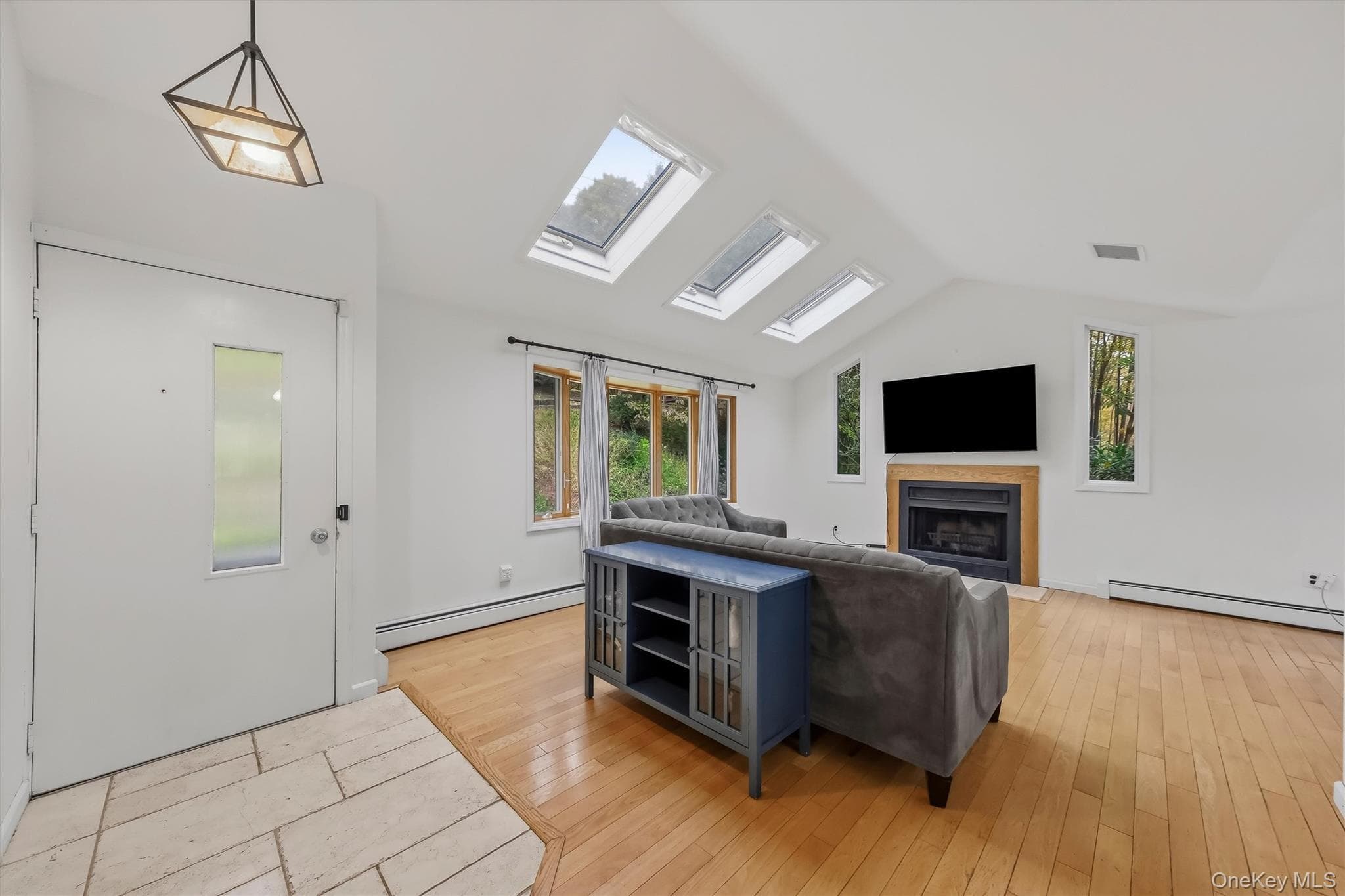 127 Croton Avenue thumbnail 3