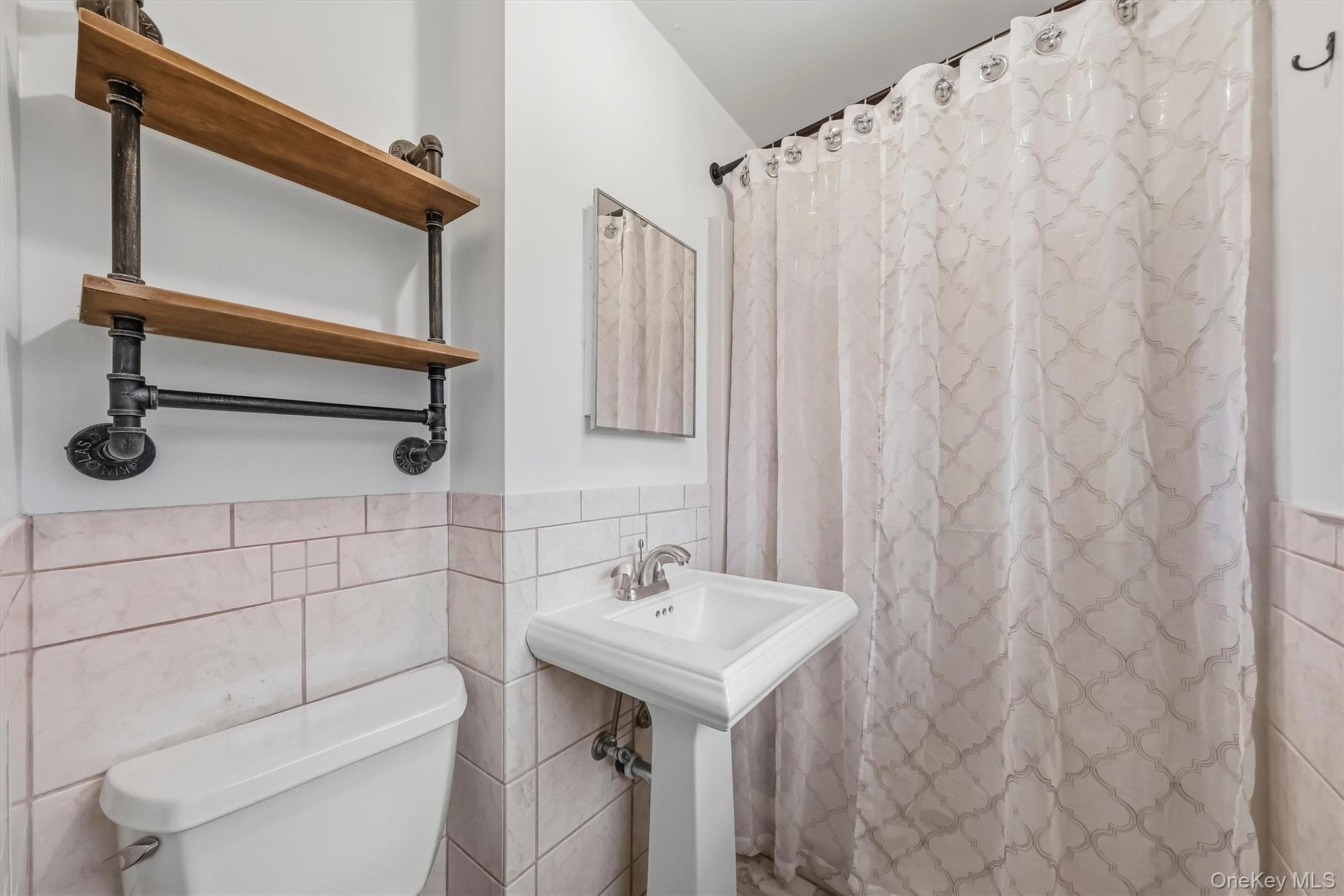 127 Croton Avenue thumbnail 16