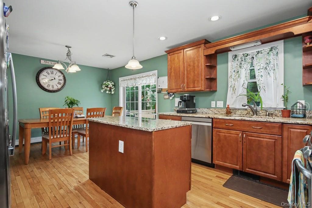 71 Dellwood Court thumbnail 12