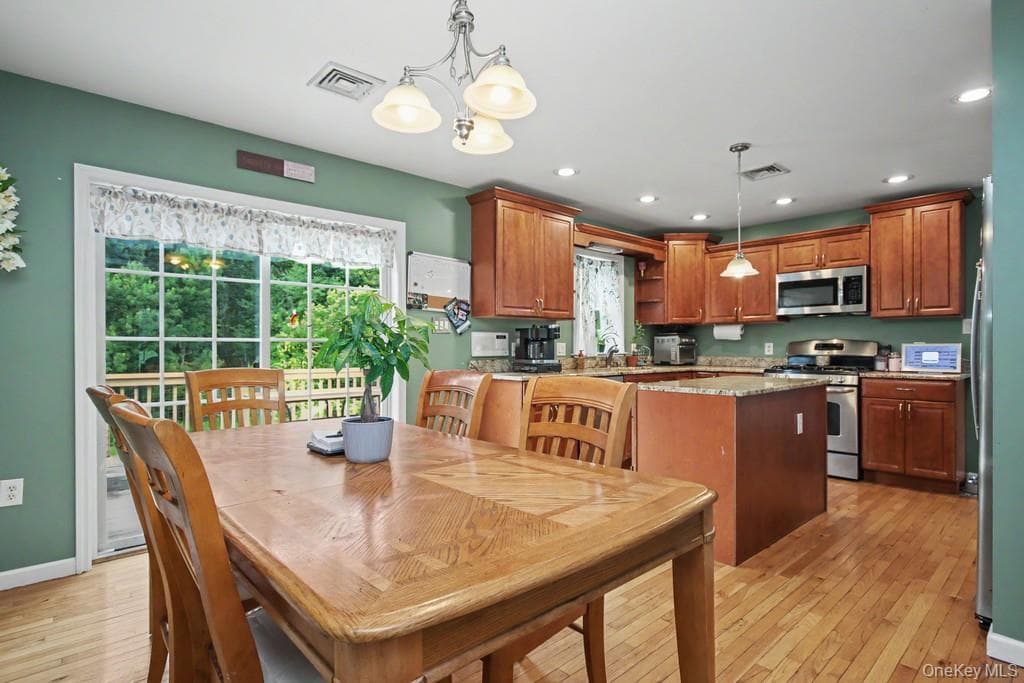 71 Dellwood Court thumbnail 14
