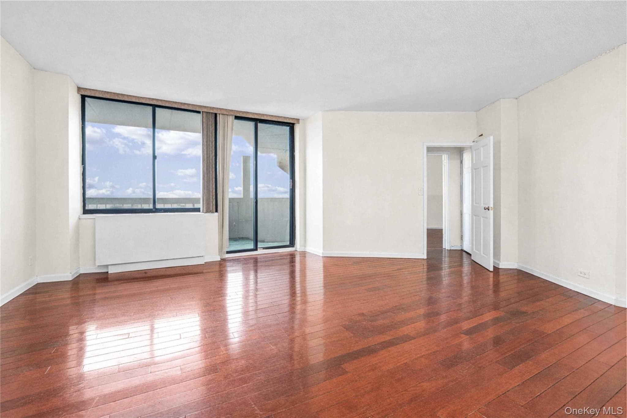 138-35 Elder Avenue Unit: 21F, Flushing