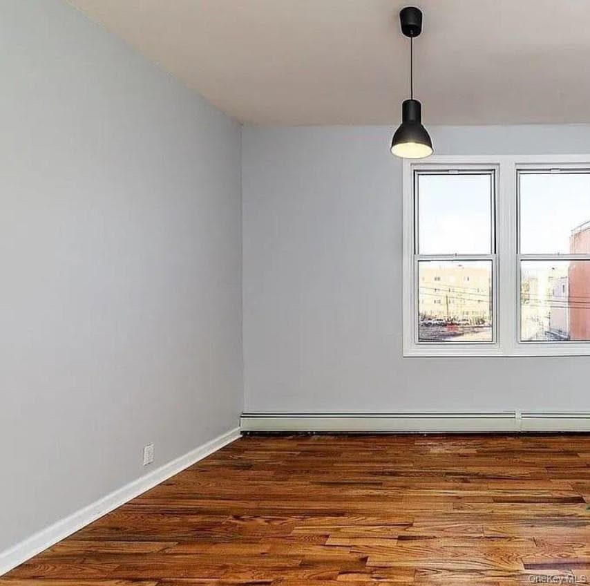 712 E 211th Street thumbnail 13