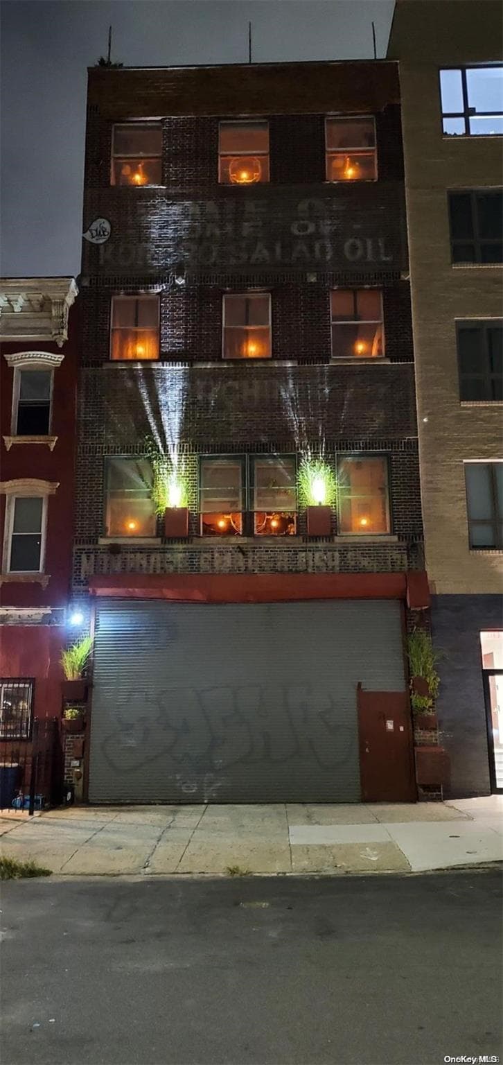 71 Montrose Avenue thumbnail 33