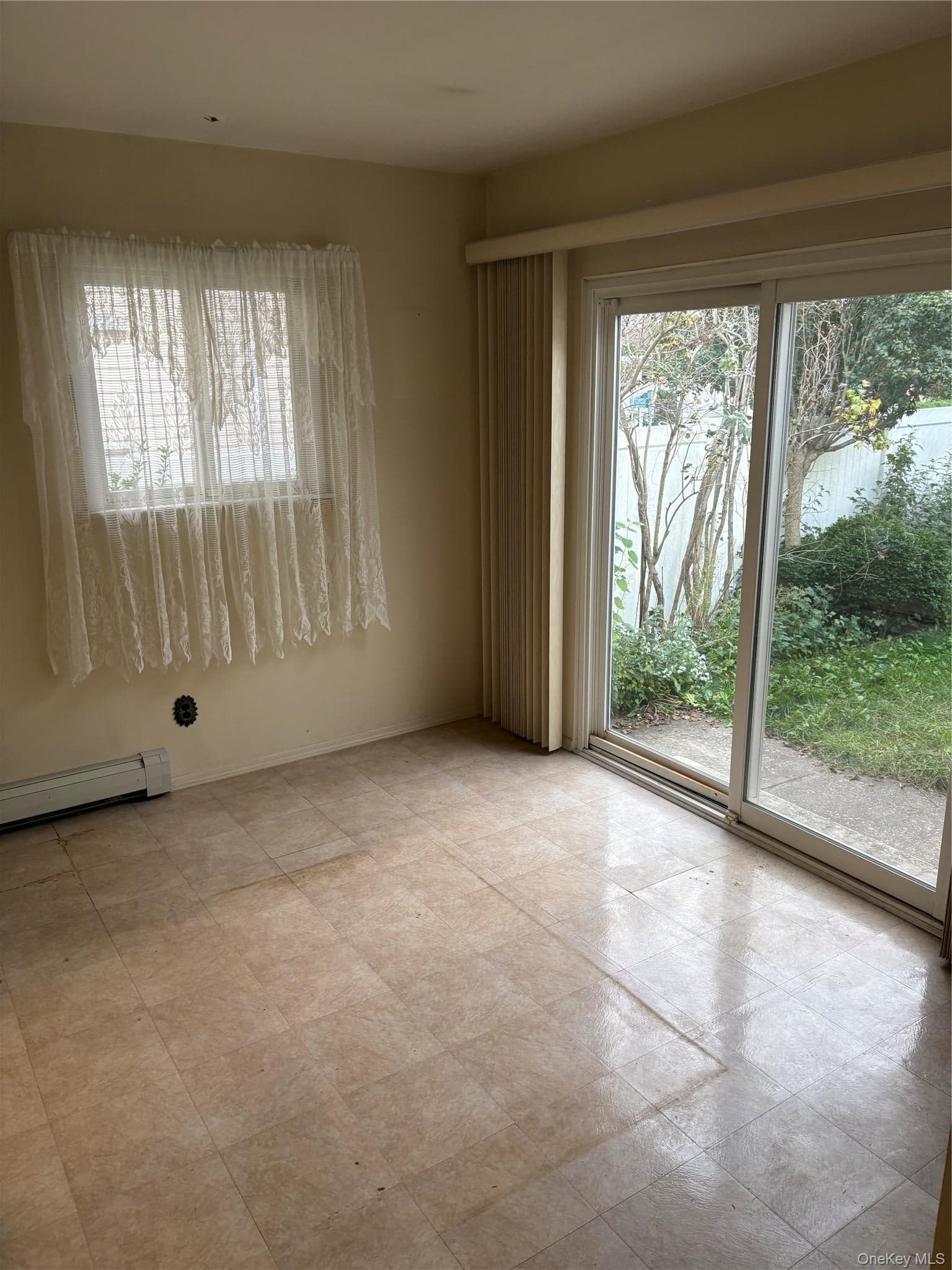 1304 Little Neck Avenue thumbnail 8