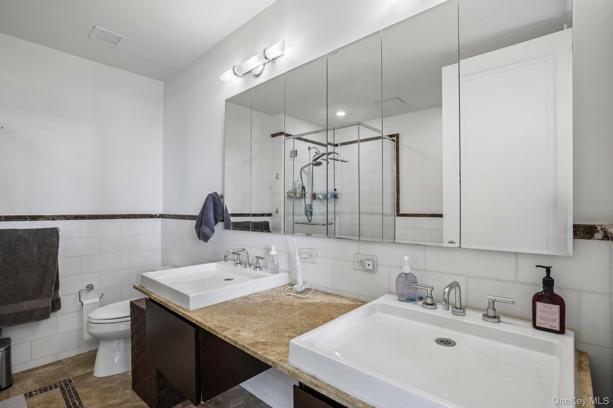 175 Huguenot Street Unit: 1606 thumbnail 11
