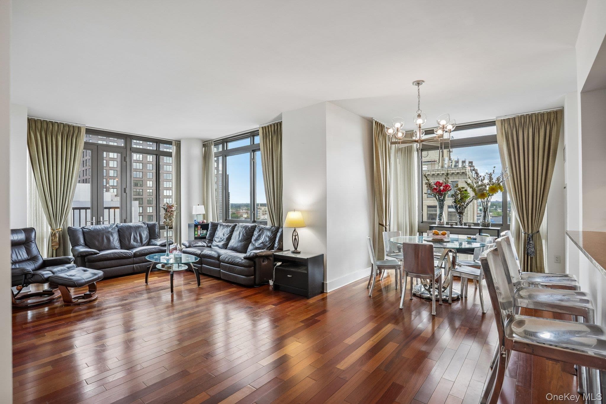 175 Huguenot Street Unit: 1606, New Rochelle