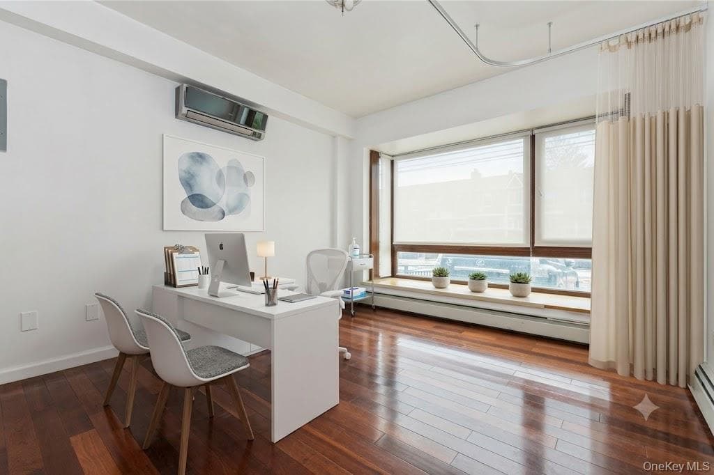 57-35A Lawrence Street Unit: #1 thumbnail 4