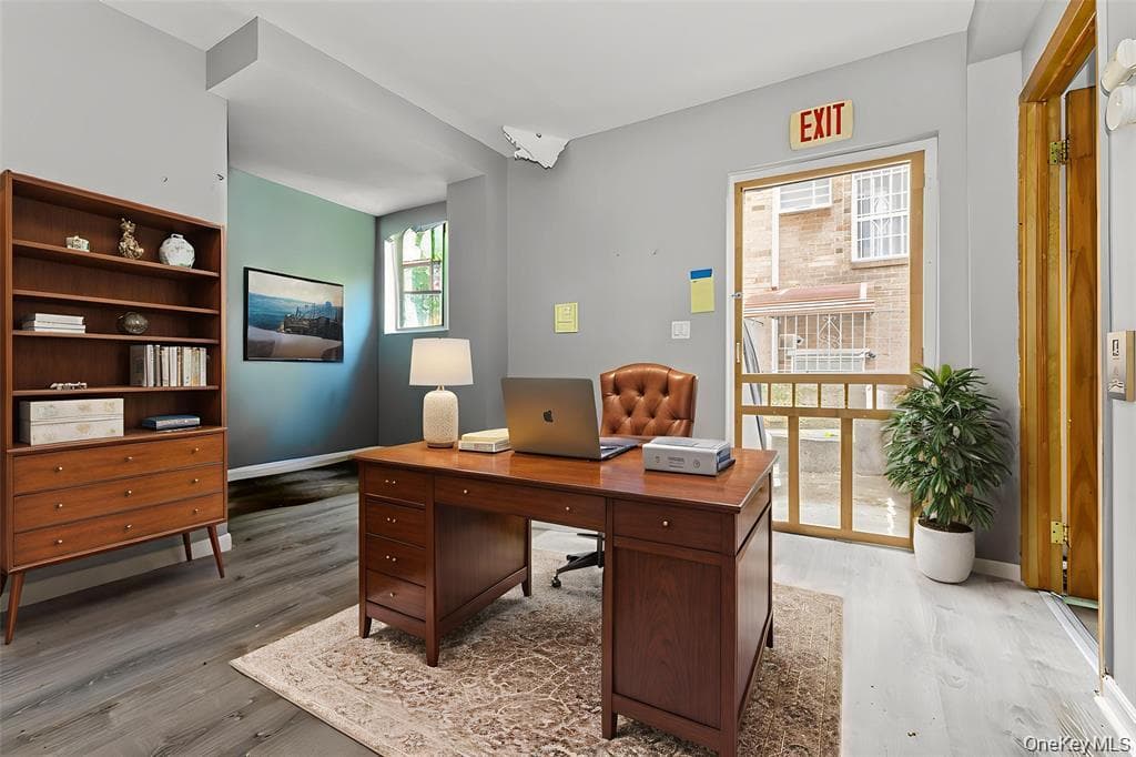 57-35A Lawrence Street Unit: #1 thumbnail 12