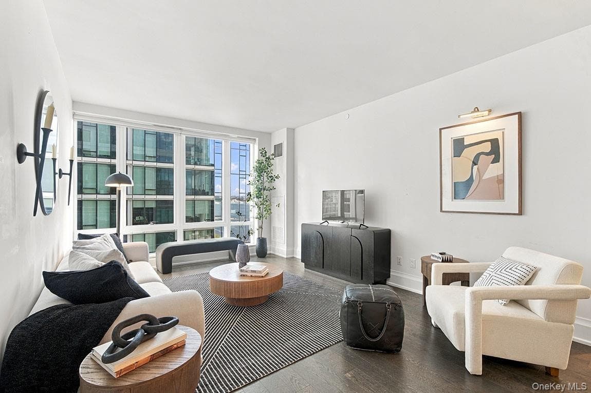 50 Riverside Boulevard Unit: 15M, New York (manhattan)