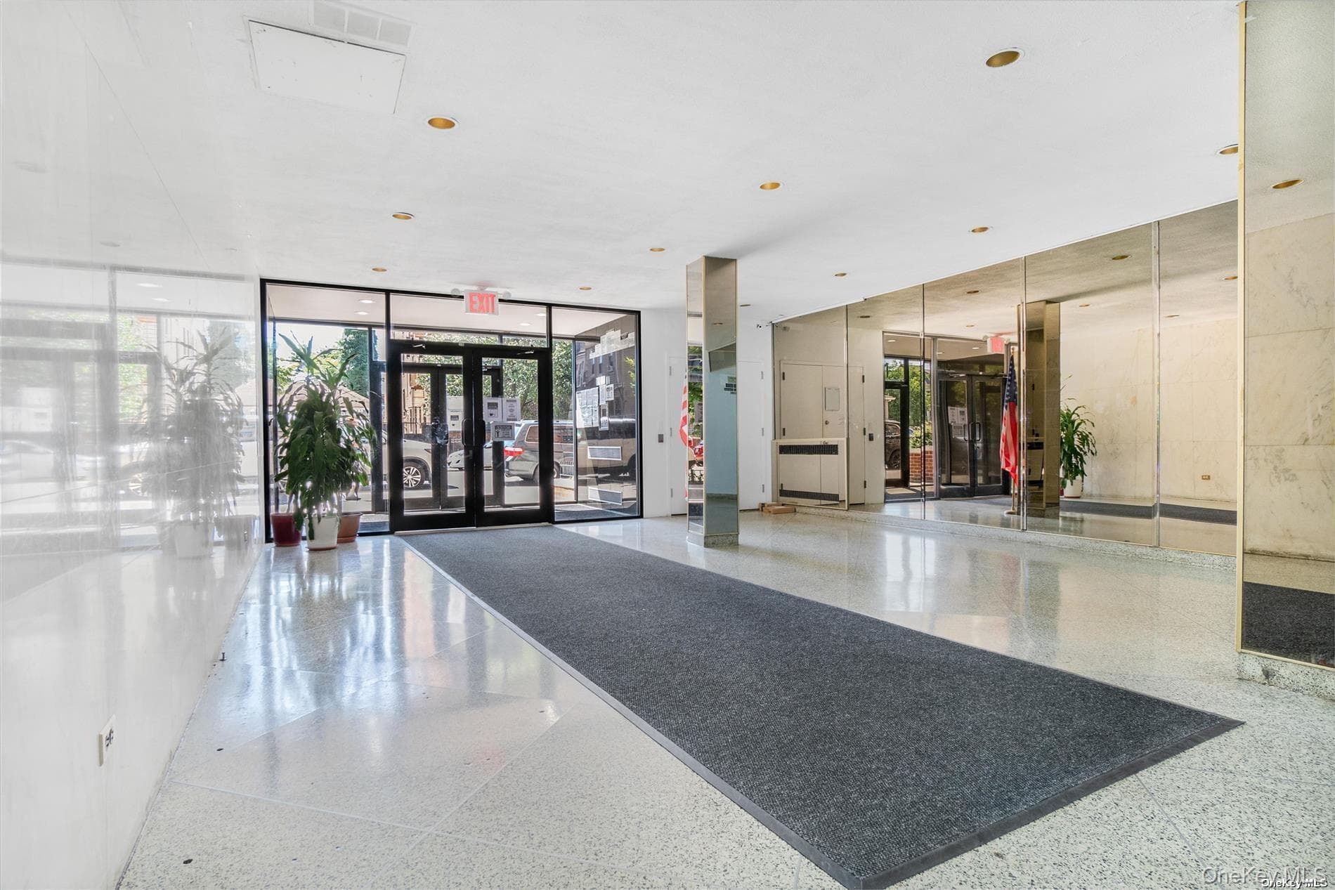 90-11 35th Avenue Unit: 6T thumbnail 3