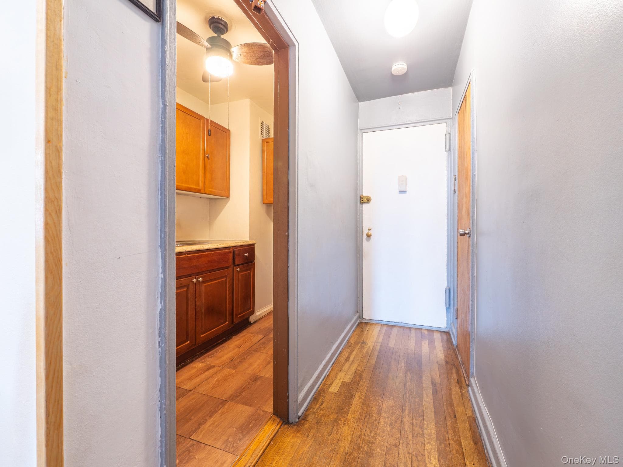 90-11 35th Avenue Unit: 6T thumbnail 15
