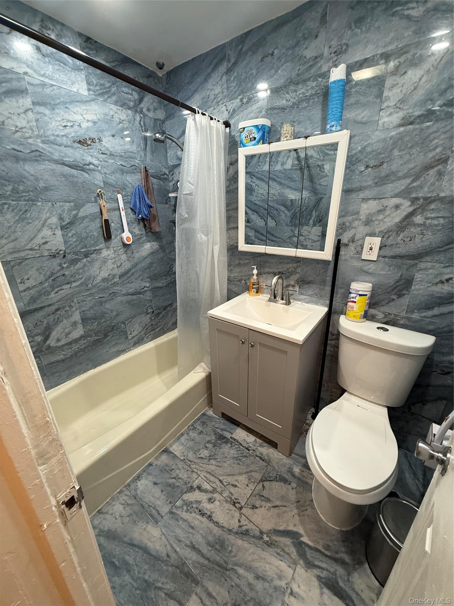 5215 Avenue H thumbnail 14