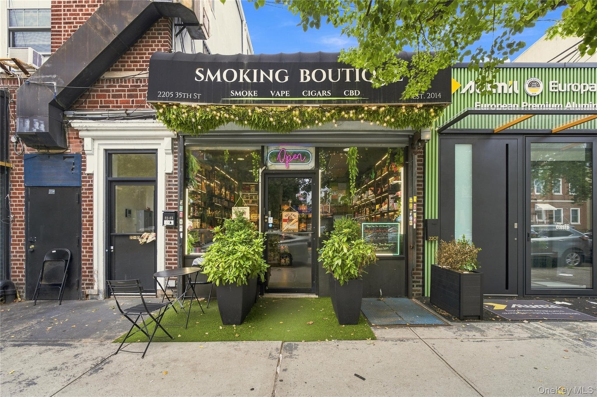 35-02 Ditmars Boulevard thumbnail 5