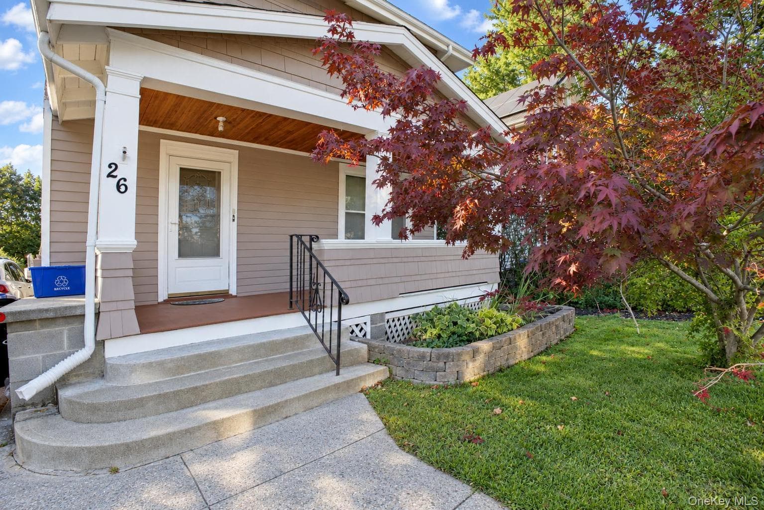 26 Oakwood Boulevard thumbnail 2