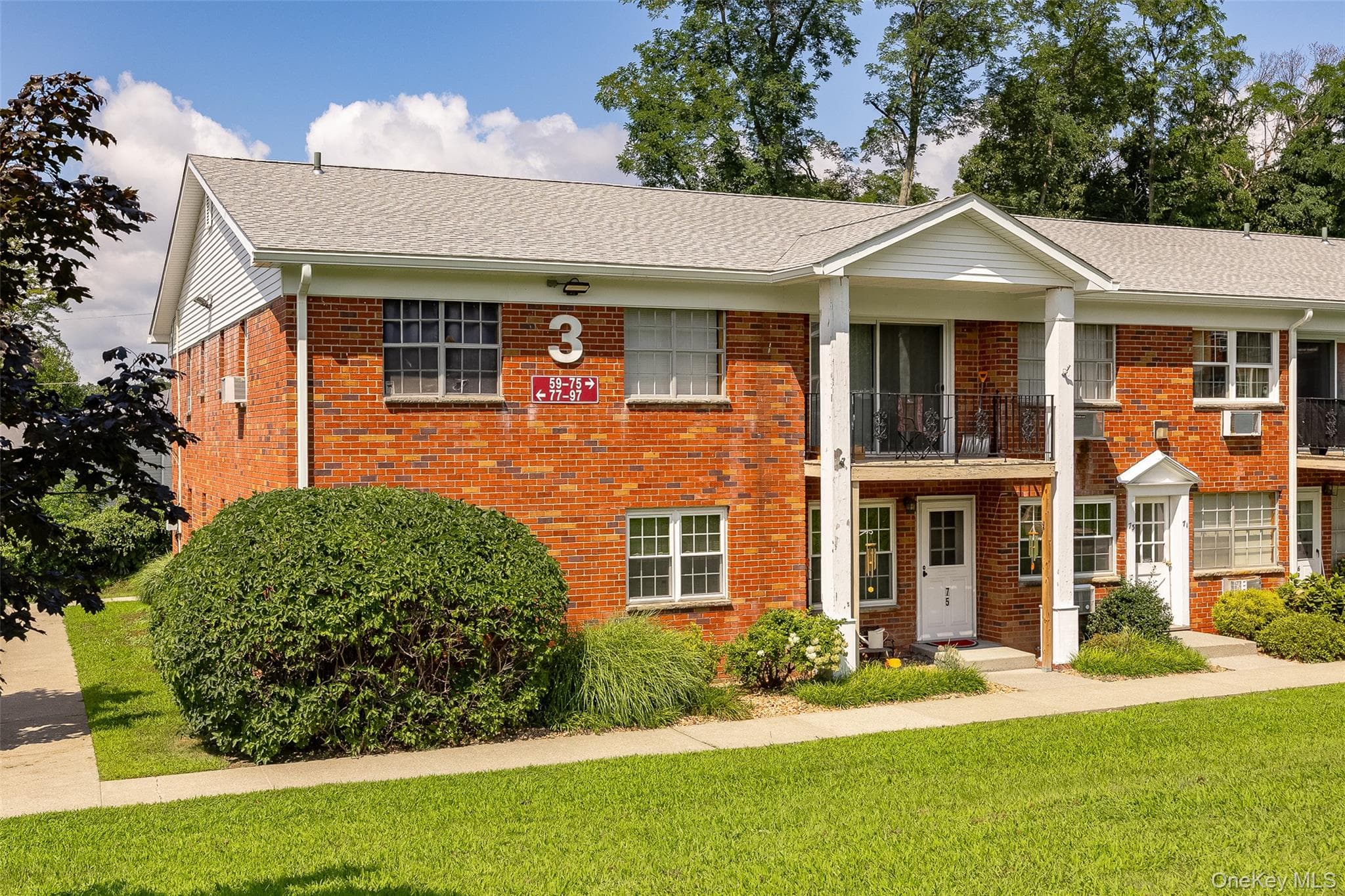 3 Colonial Road Unit: 97, Beacon