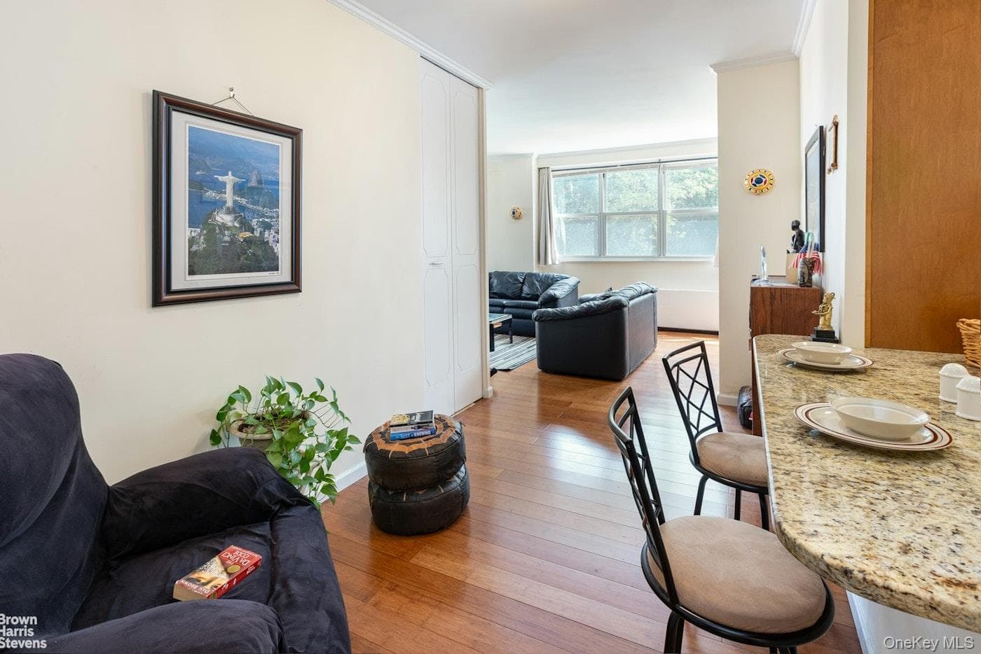 555 Kappock Street Unit: 2E thumbnail 2