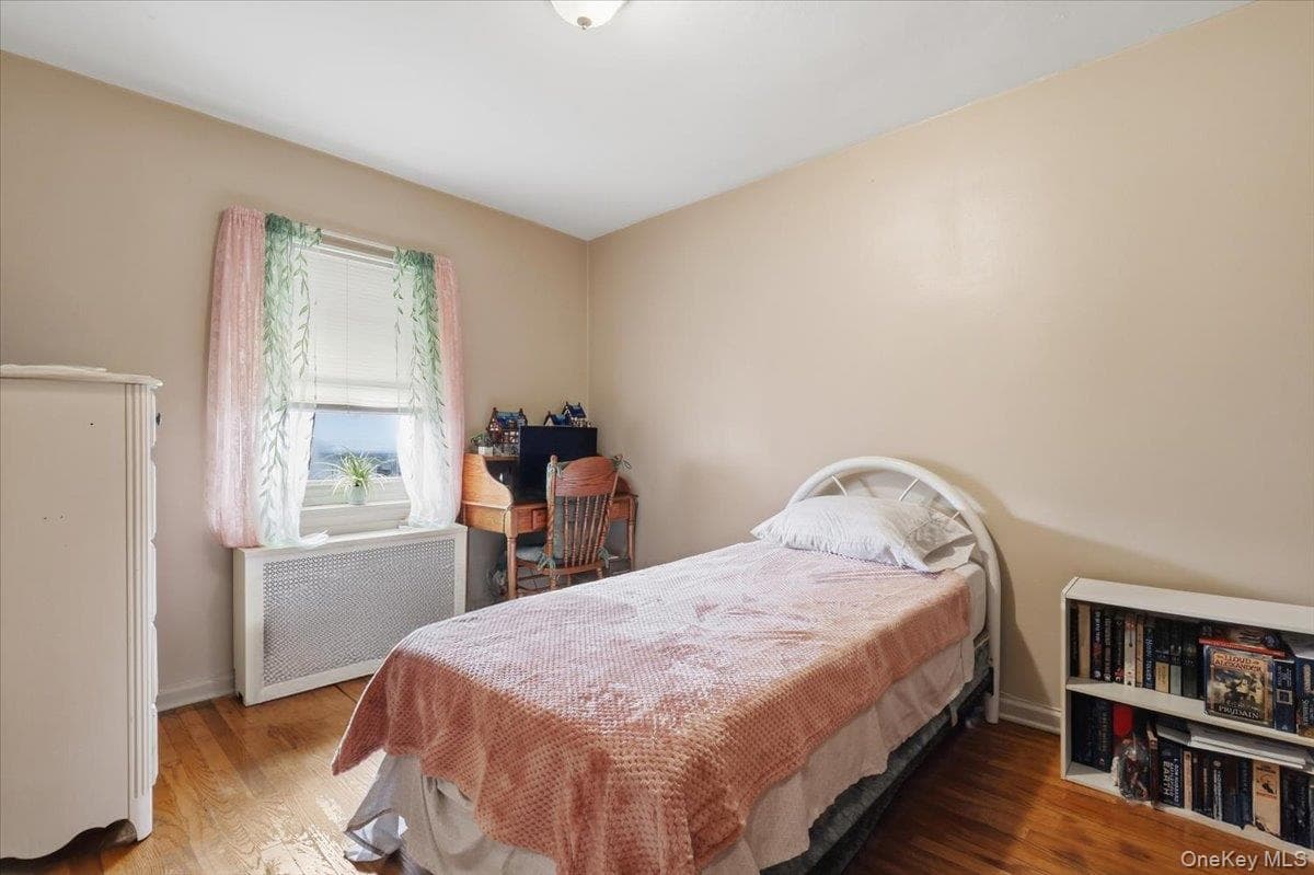 1647 Radcliff Avenue thumbnail 12