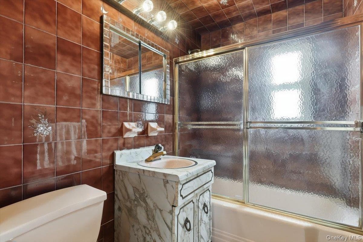 1647 Radcliff Avenue thumbnail 13