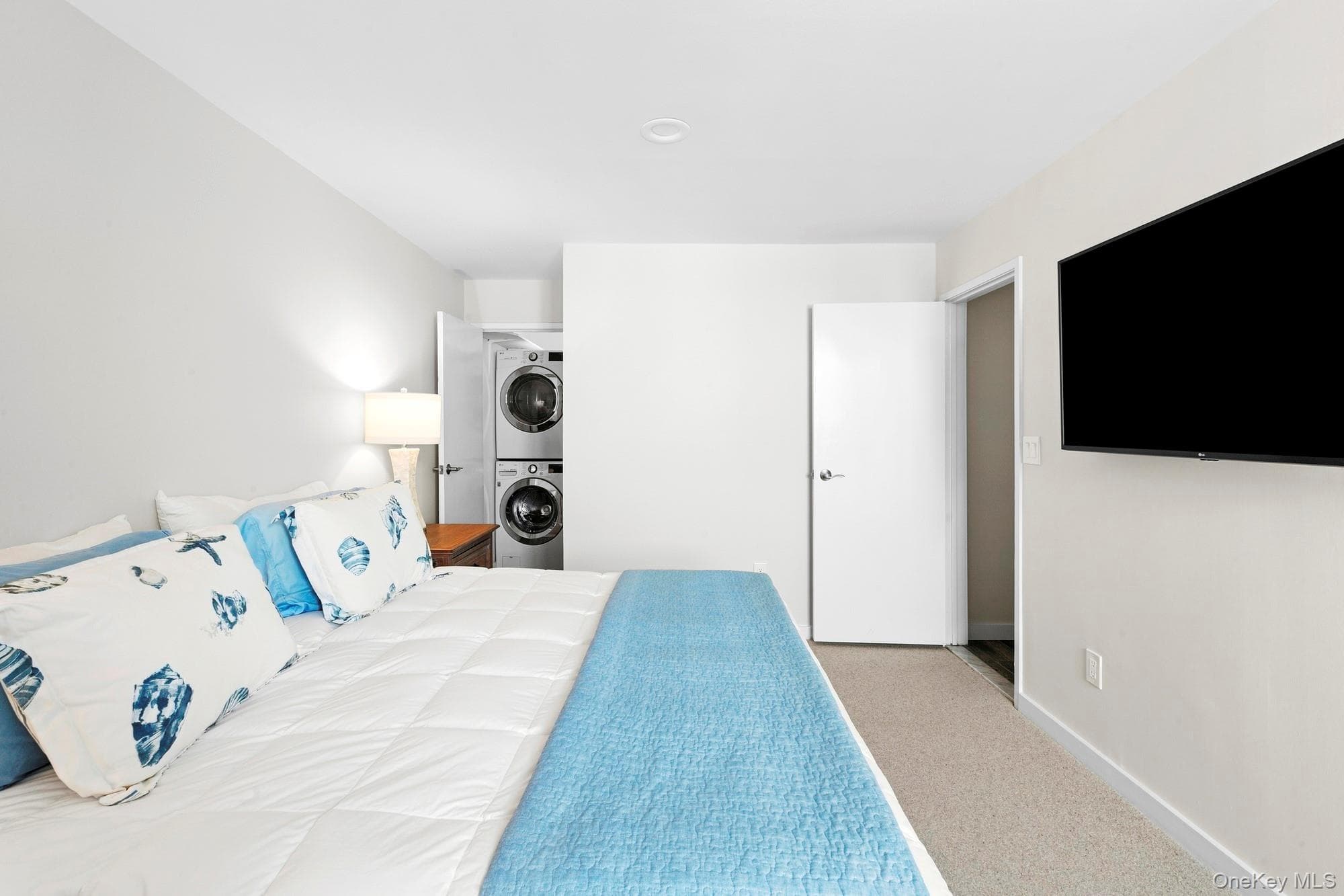 253 Dune Road Unit: 69 thumbnail 8