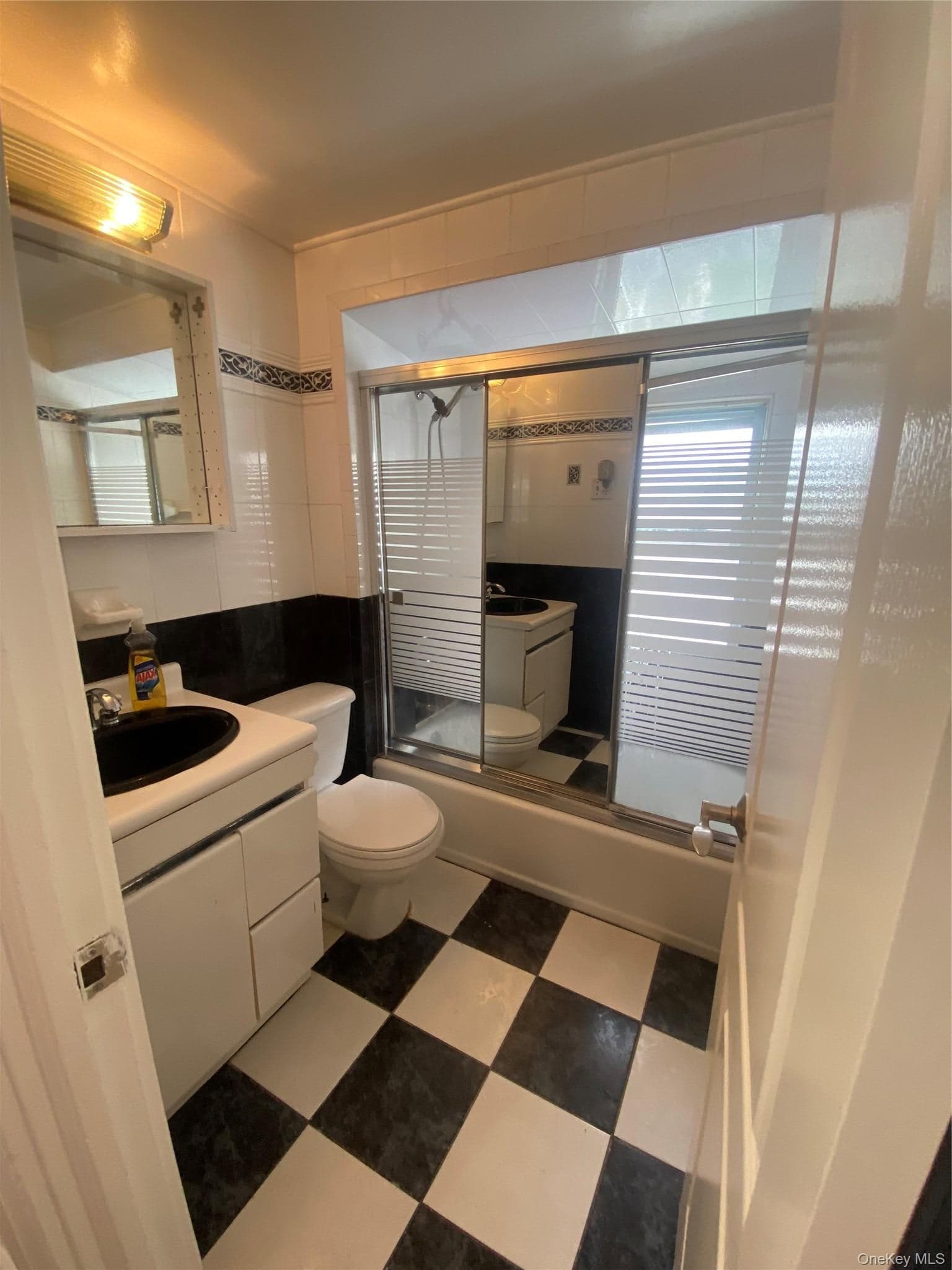 4342 Bruner Avenue thumbnail 5