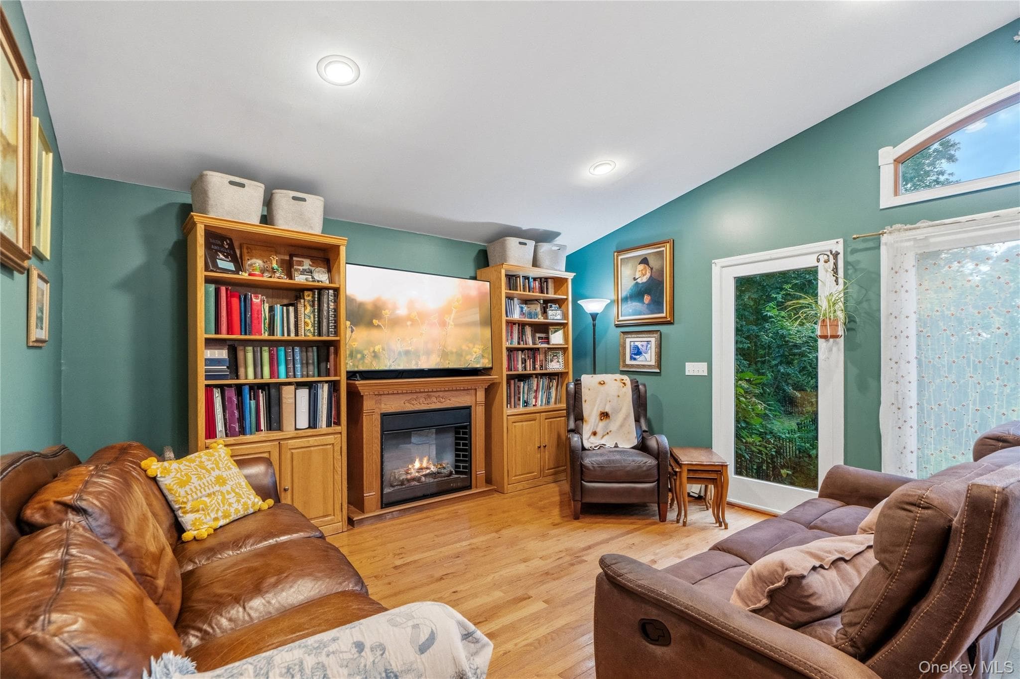 92 Jennings Avenue thumbnail 18