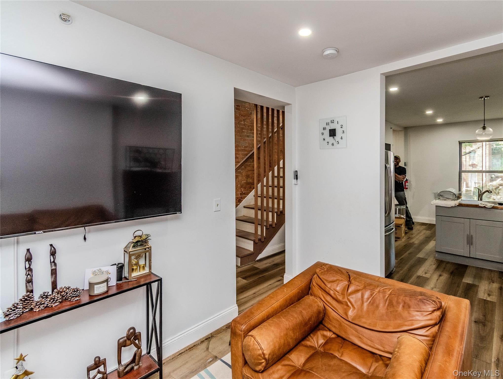 70 Lander Street thumbnail 19