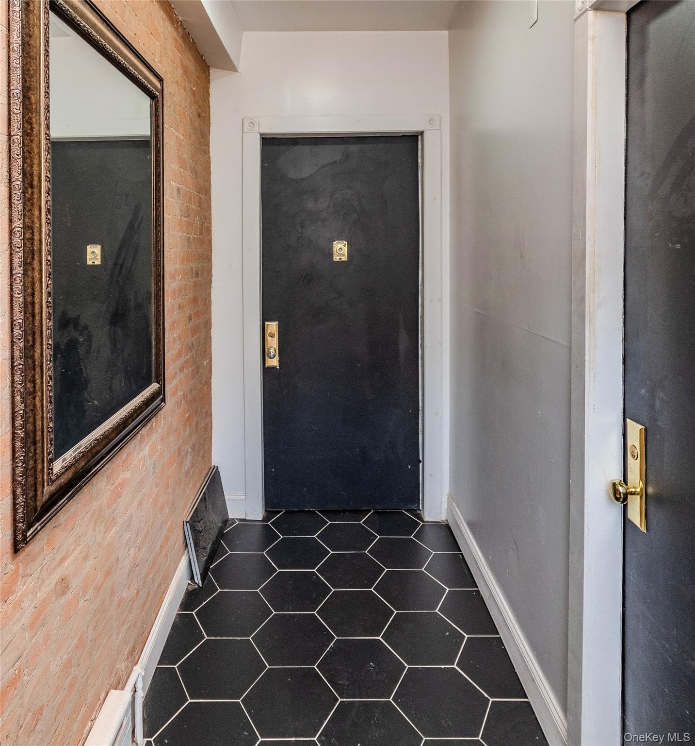 70 Lander Street thumbnail 18