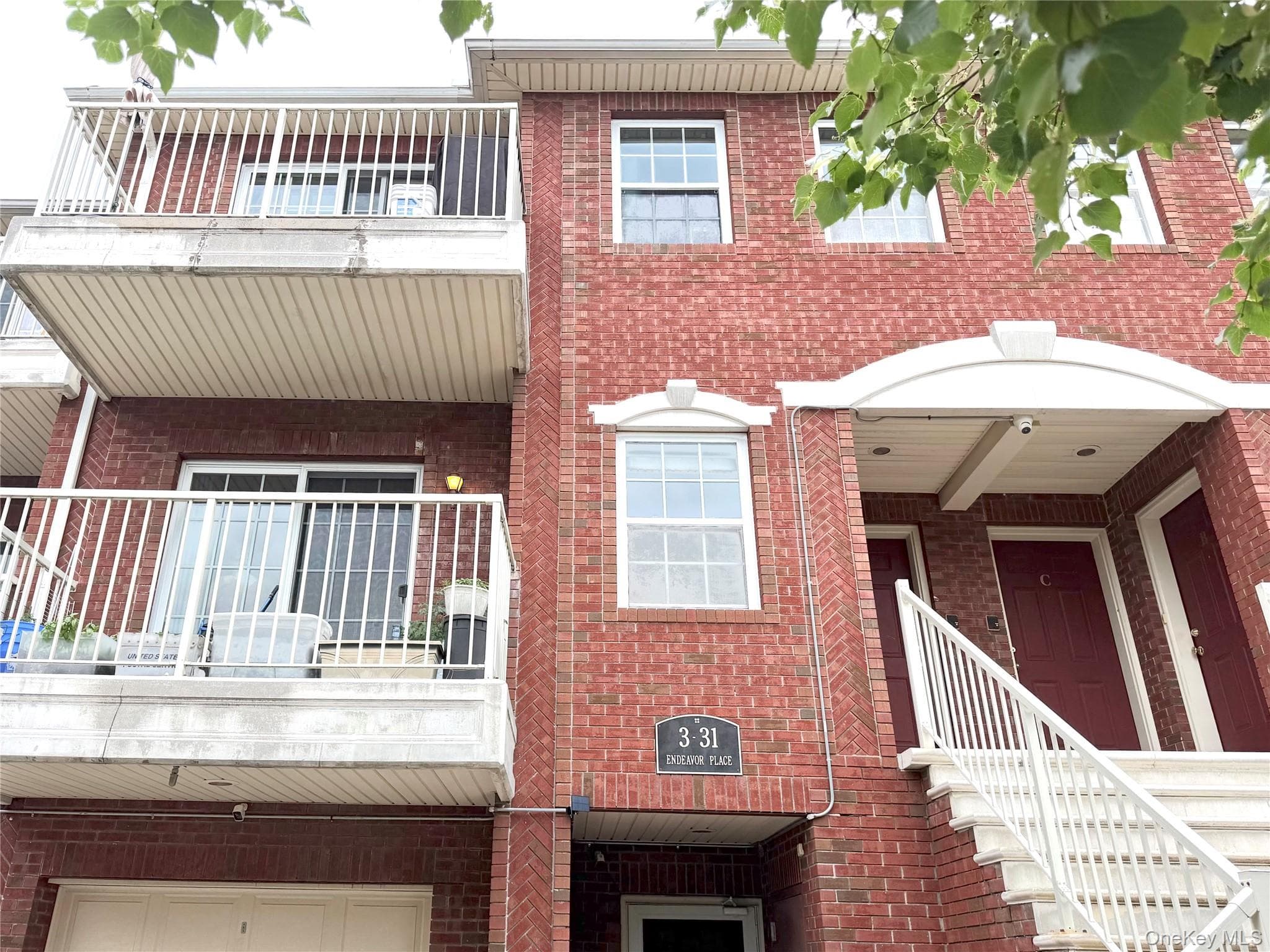 3-31 Endeavor Place Unit: B, College Point