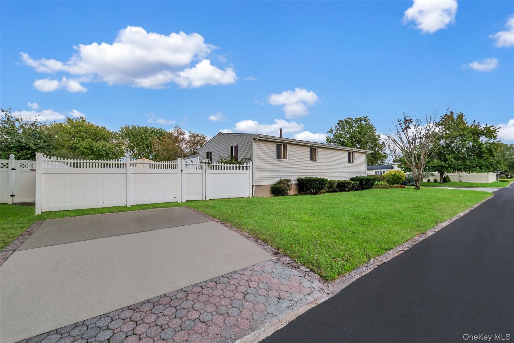 423 Westview Avenue thumbnail 4
