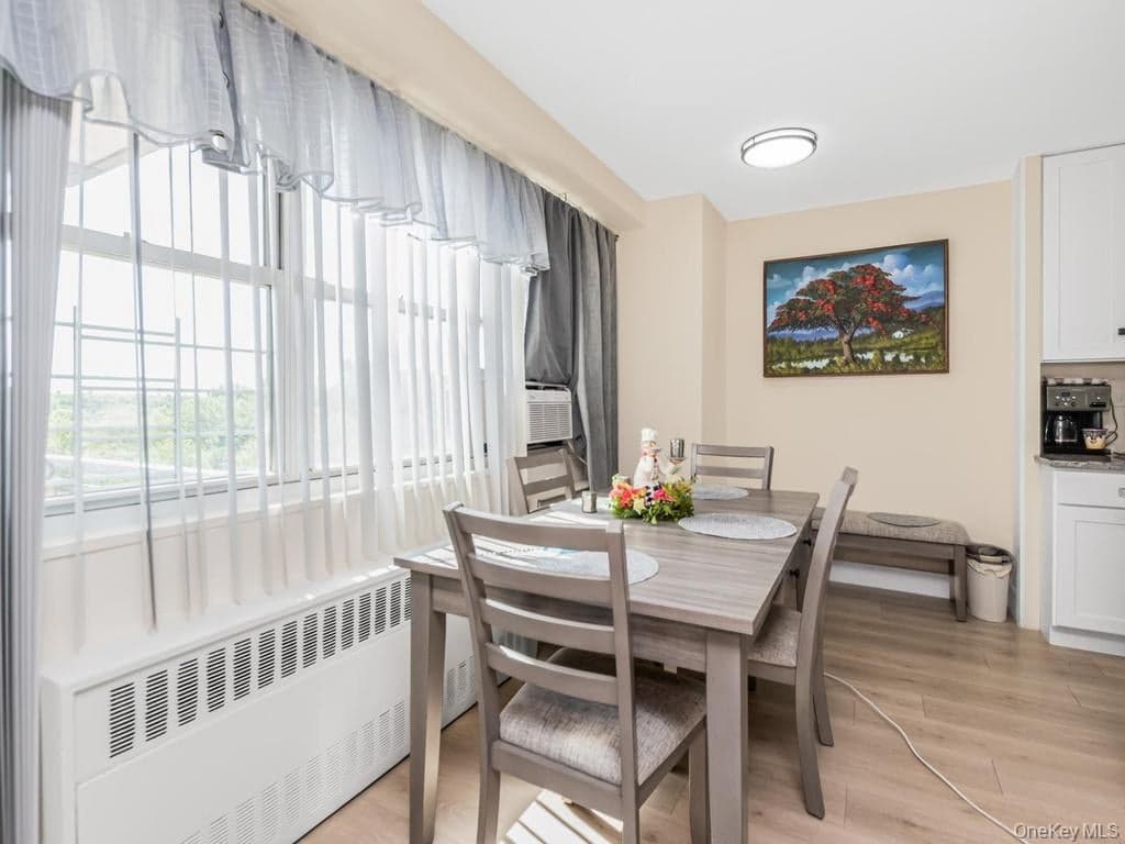 820 Boynton Avenue Unit: 7A thumbnail 4
