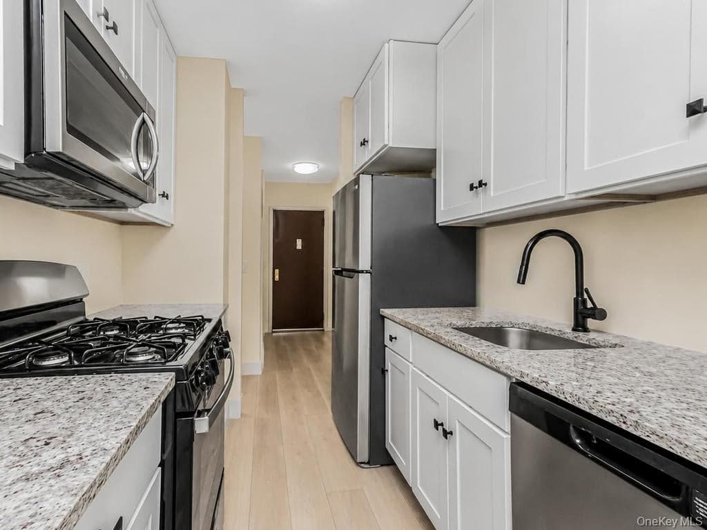 820 Boynton Avenue Unit: 7A thumbnail 6
