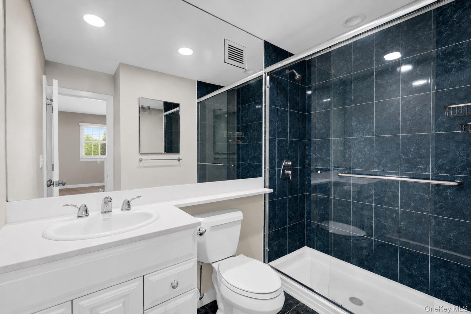 585 Dune Road Unit: A-21 thumbnail 11
