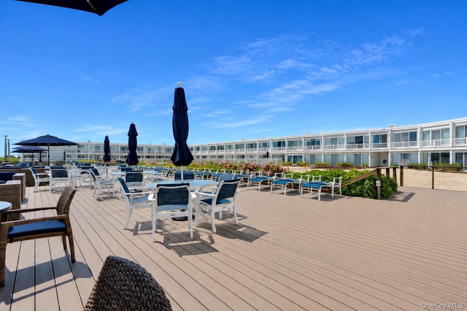 585 Dune Road Unit: A-21 thumbnail 16