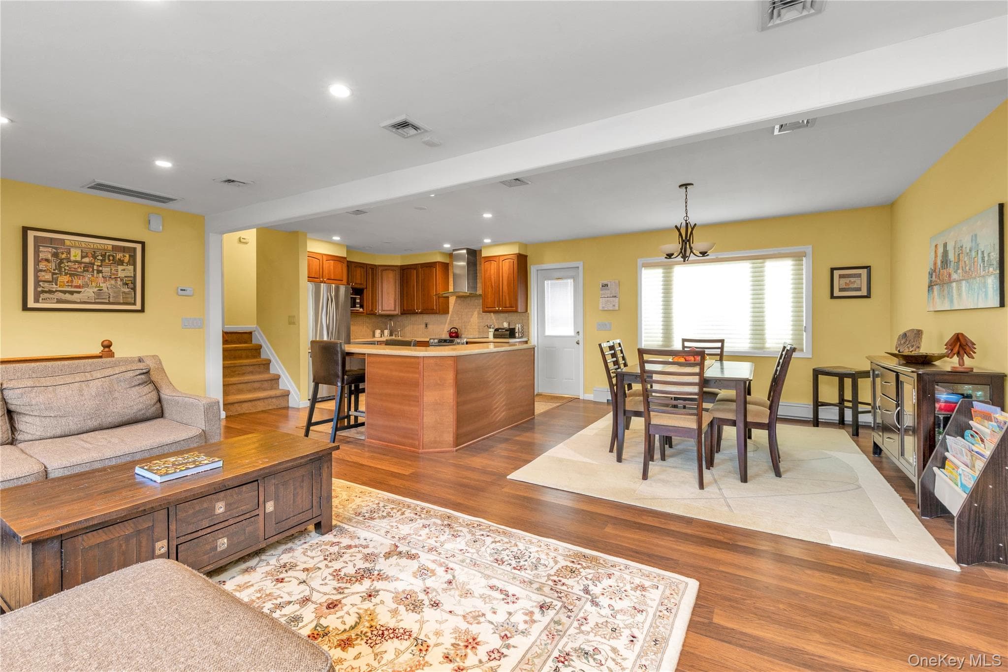90 Virginia Drive thumbnail 5