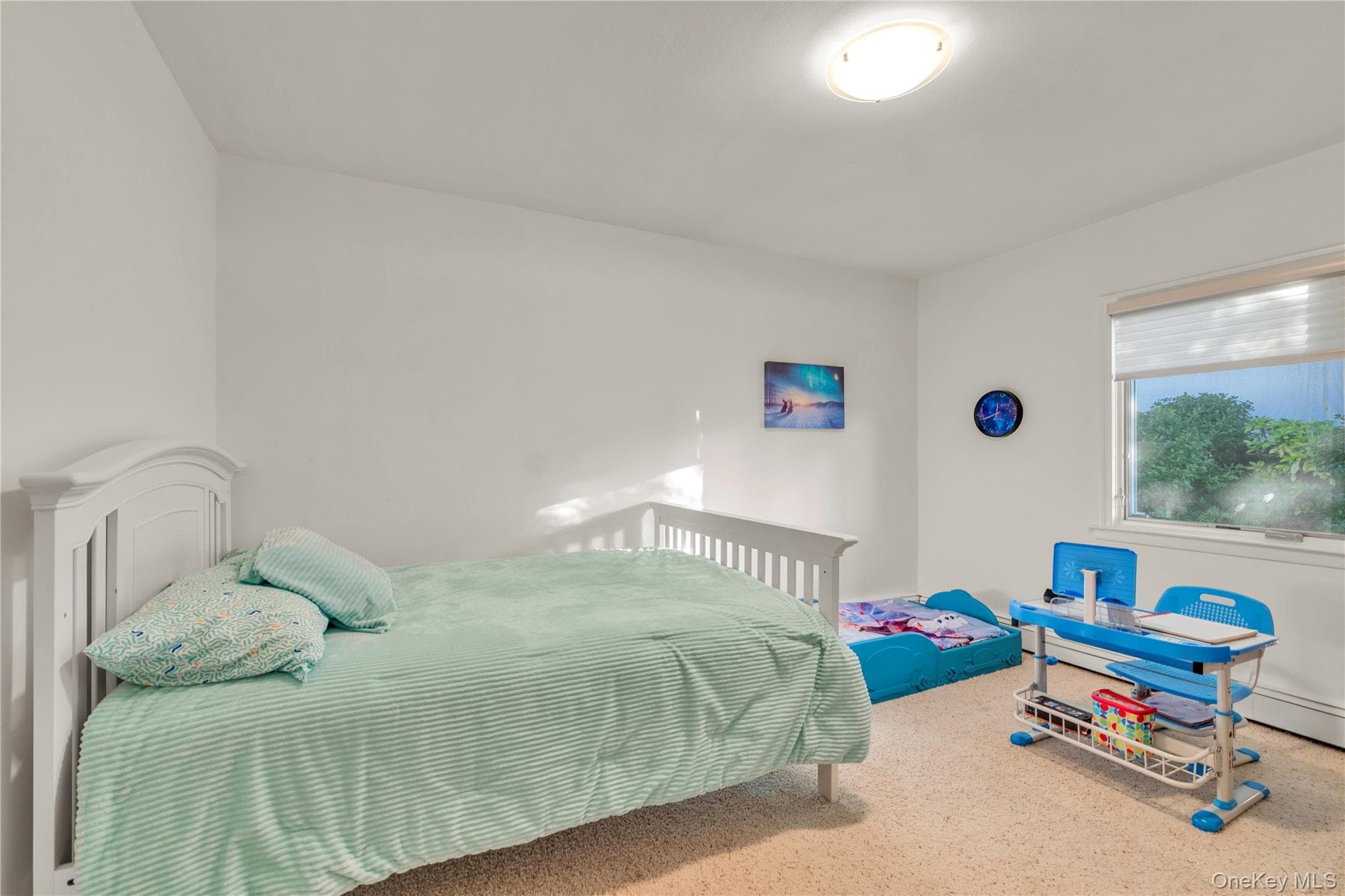 90 Virginia Drive thumbnail 16
