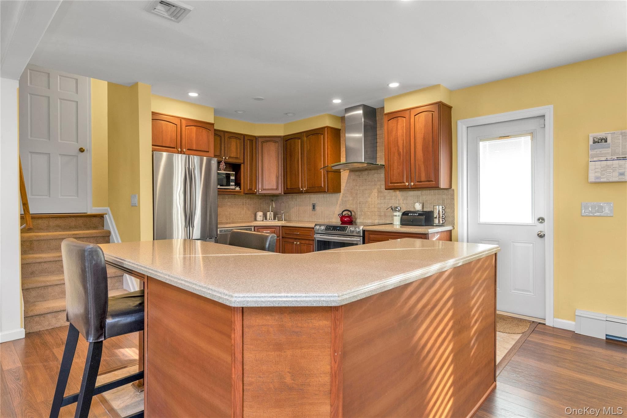 90 Virginia Drive thumbnail 9