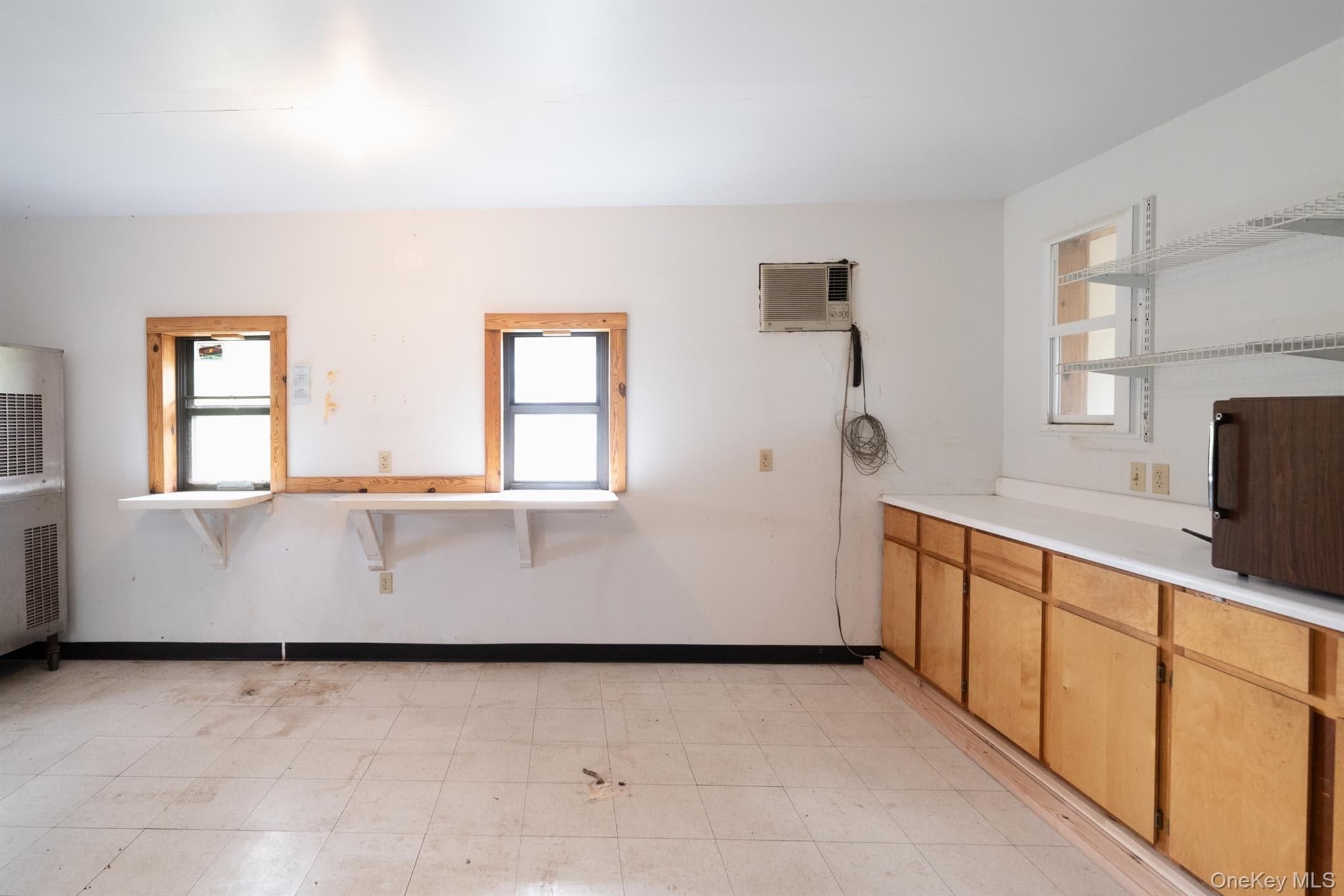 167 Hill Road thumbnail 40