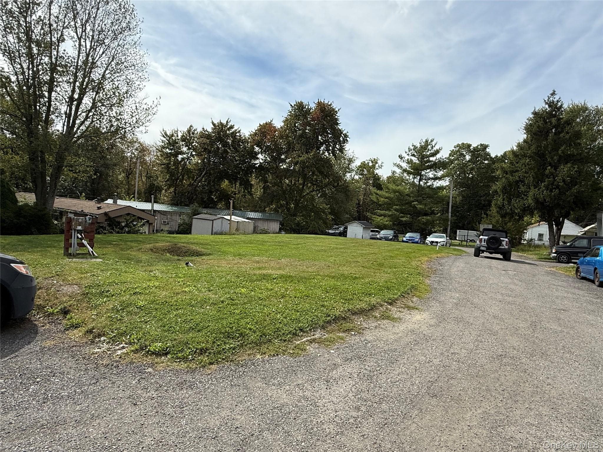 121 Cooper Road thumbnail 7